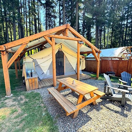 Umpqua'S Last Resort - Wilderness Cabins, Rv Park & Glamping Idleyld Park Екстер'єр фото