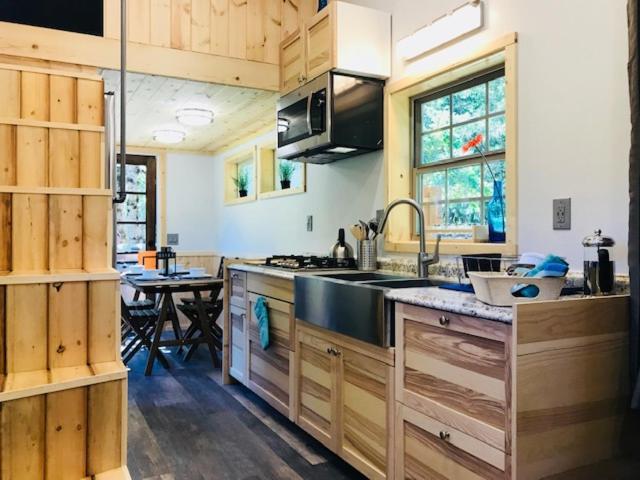 Umpqua'S Last Resort - Wilderness Cabins, Rv Park & Glamping Idleyld Park Екстер'єр фото