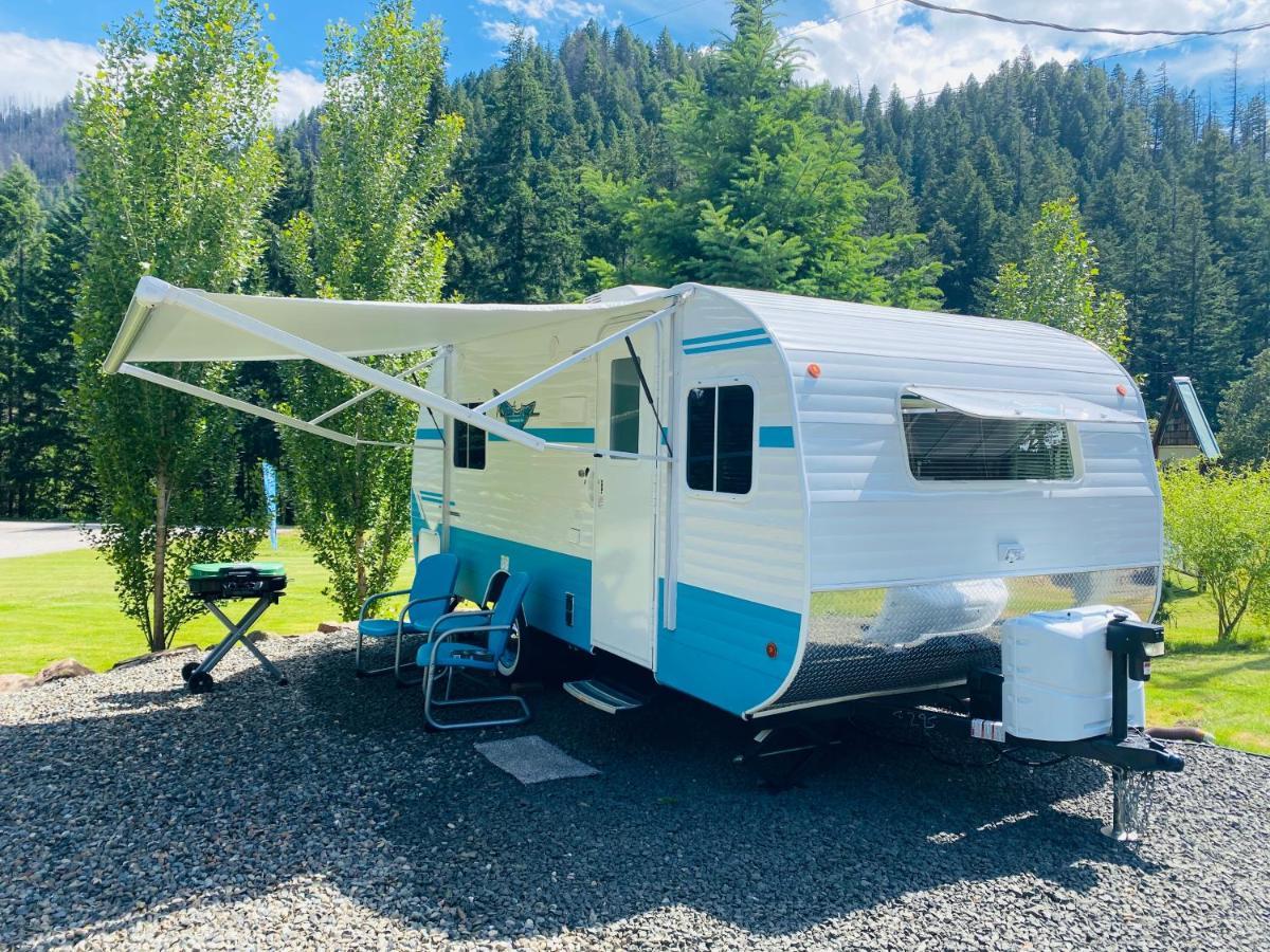 Umpqua'S Last Resort - Wilderness Cabins, Rv Park & Glamping Idleyld Park Екстер'єр фото
