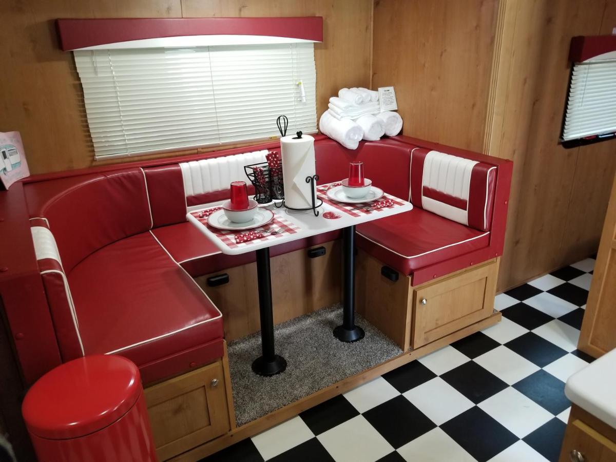 Umpqua'S Last Resort - Wilderness Cabins, Rv Park & Glamping Idleyld Park Екстер'єр фото